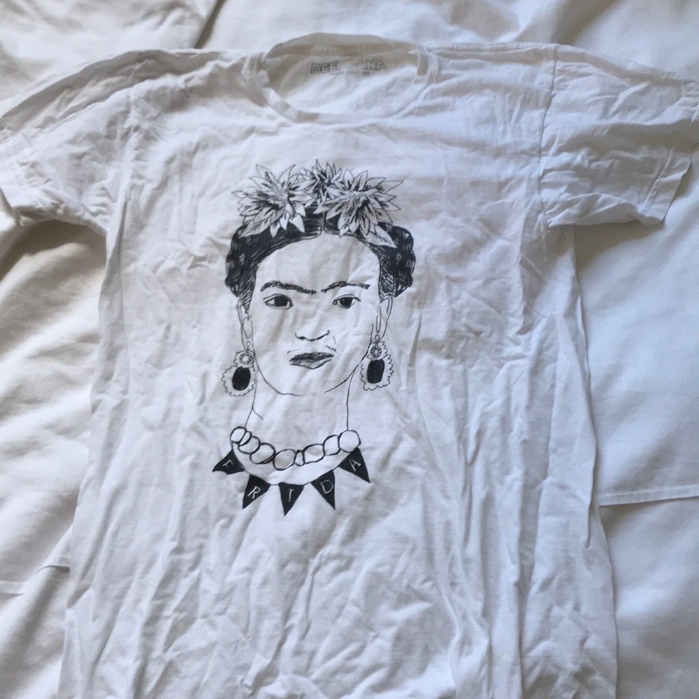 frida deer dana t shirt
